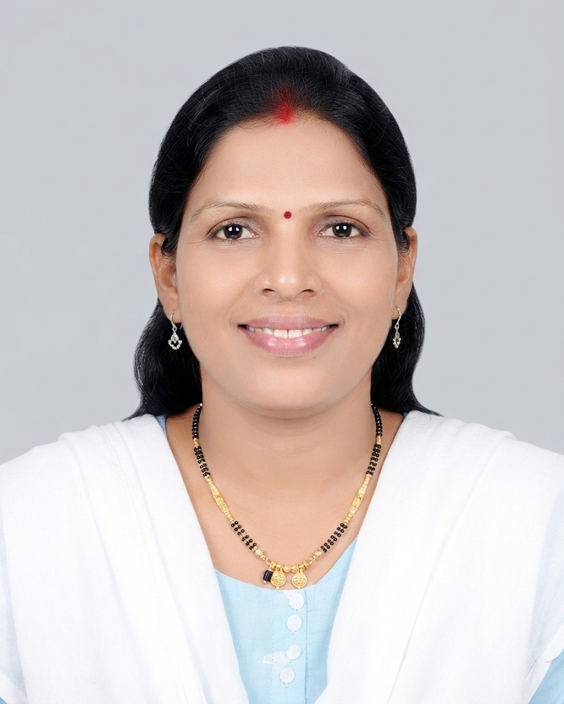 Rekha Chavan - Part time Cleaner and Baby Sitter in Govandi in Mumbai